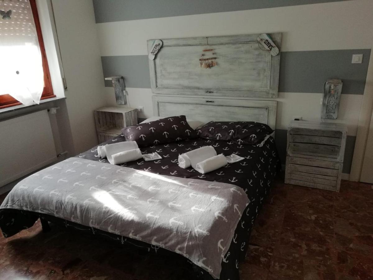 Good Morning Shopping Bed and Breakfast Serravalle Scrivia Eksteriør billede